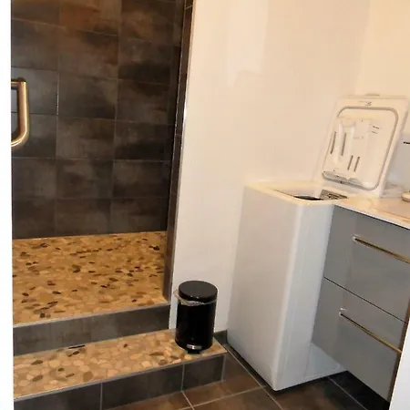 Apartament Lenoty